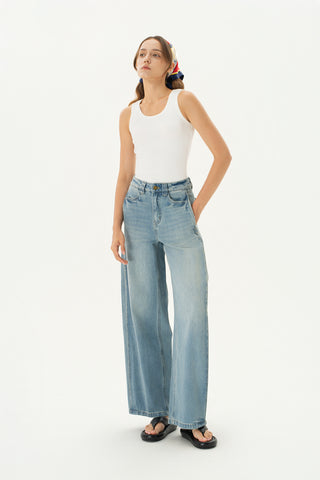 Tia Carpenter Jeans